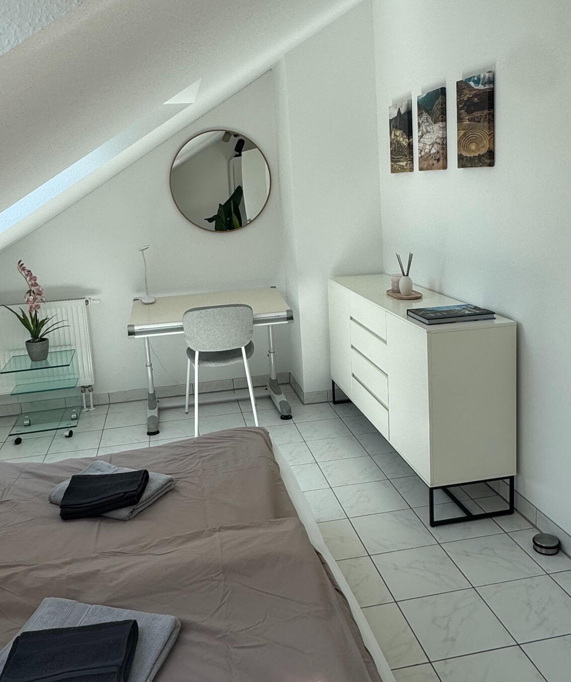 Sleeping room